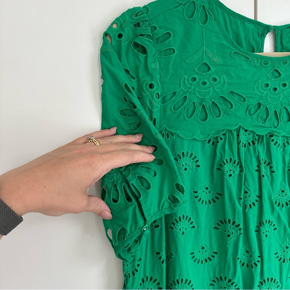 Ann Taylor Kelly Green Eyelet Shift Dress - Picture 3 of 7